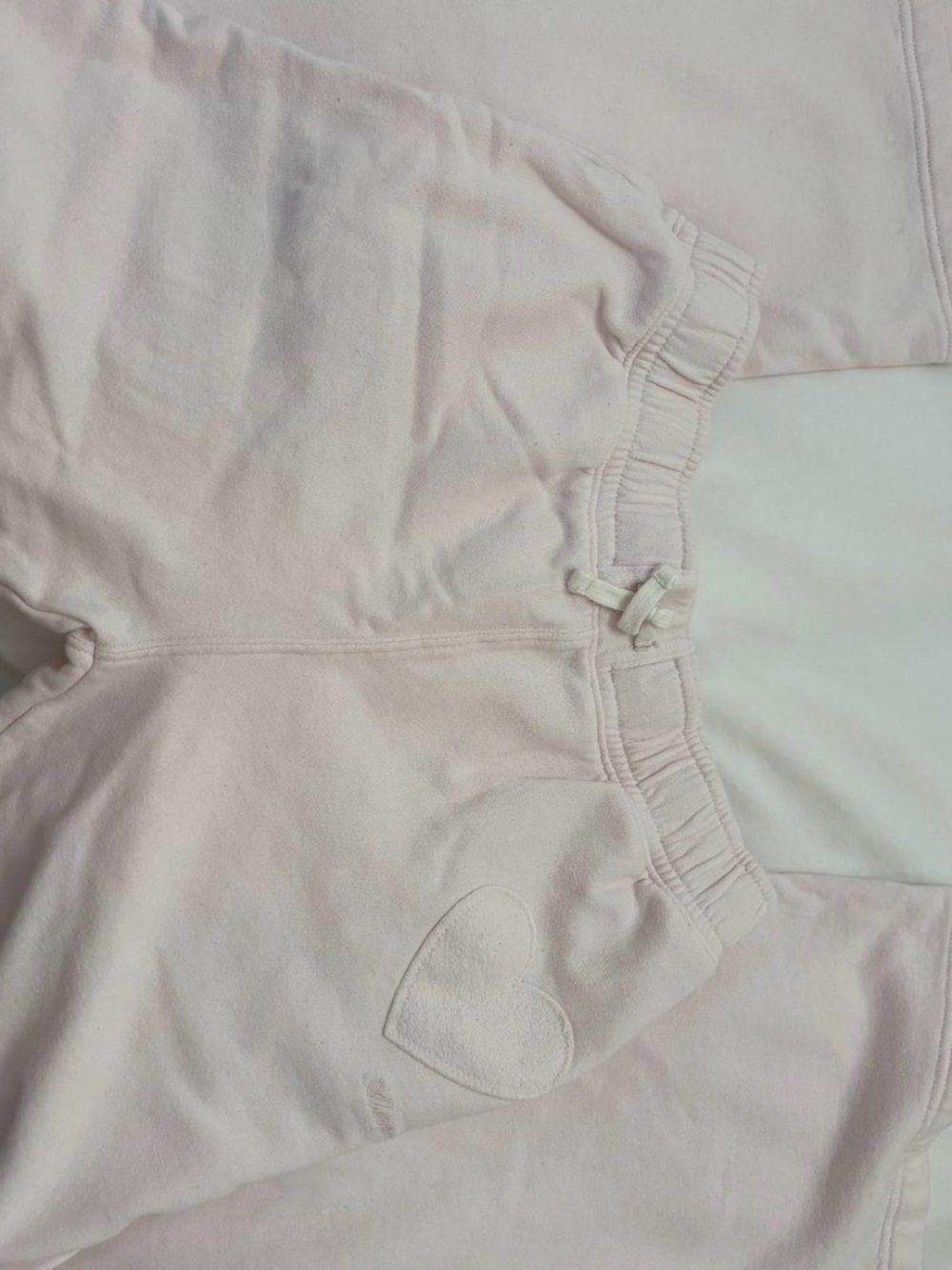 Abercrombie & Fitch Kids Wide Leg Pants in Light Pink - Picture 2 of 3